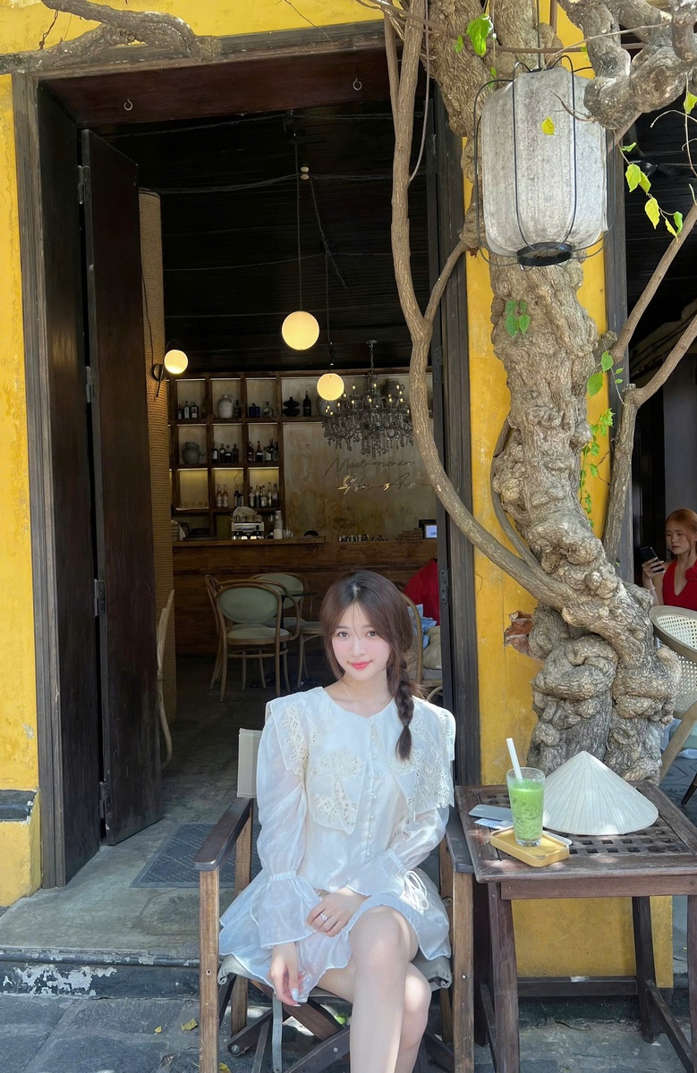 Linh Chi - Kỷ niệm 8.2024 — ảnh 2