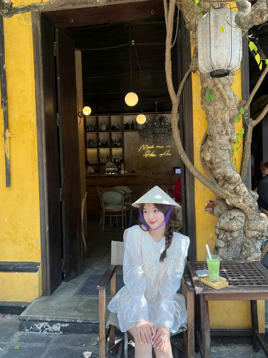 Linh Chi - Kỷ niệm 8.2024 — ảnh 5