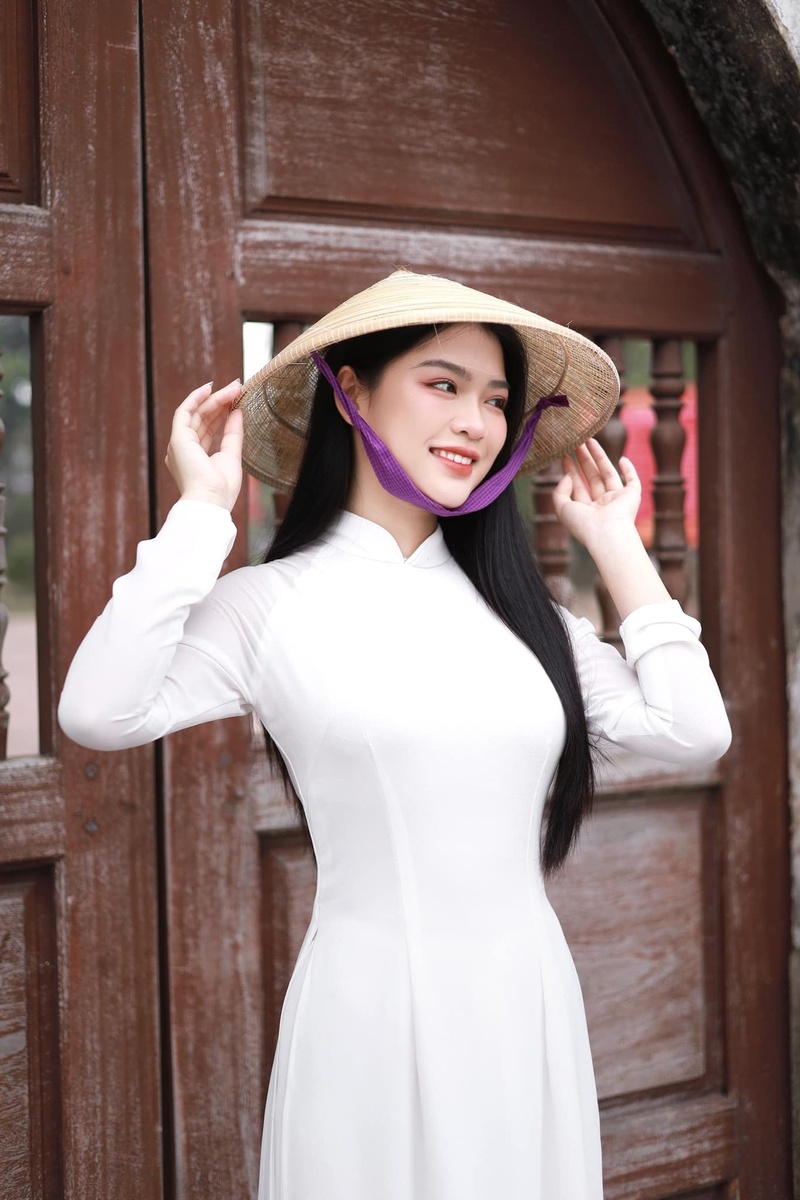 Hoàng Như Yến - Kỷ niệm 2.2024 — ảnh 2