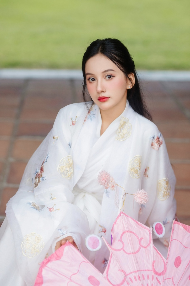 Phan Nhật Minh Thư - Kỷ niệm 8.2025 — ảnh 6