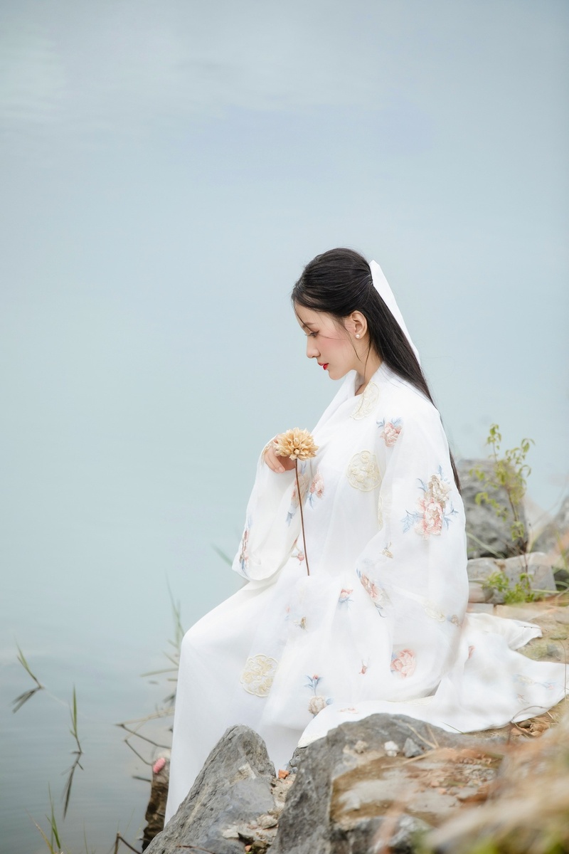 Phan Nhật Minh Thư - Kỷ niệm 8.2025 — ảnh 10