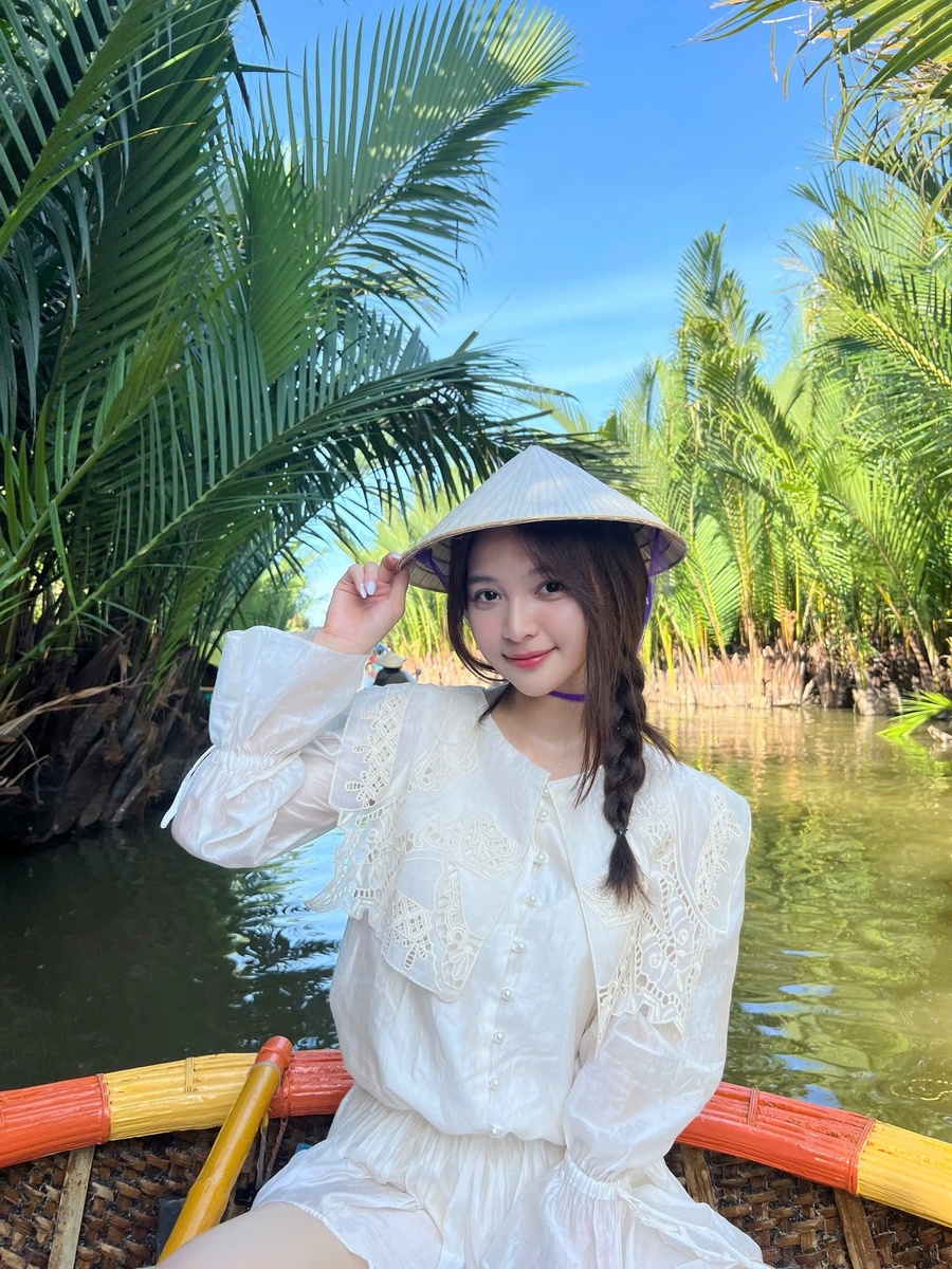 Linh Chi - Kỷ niệm 8.2024 — ảnh 2