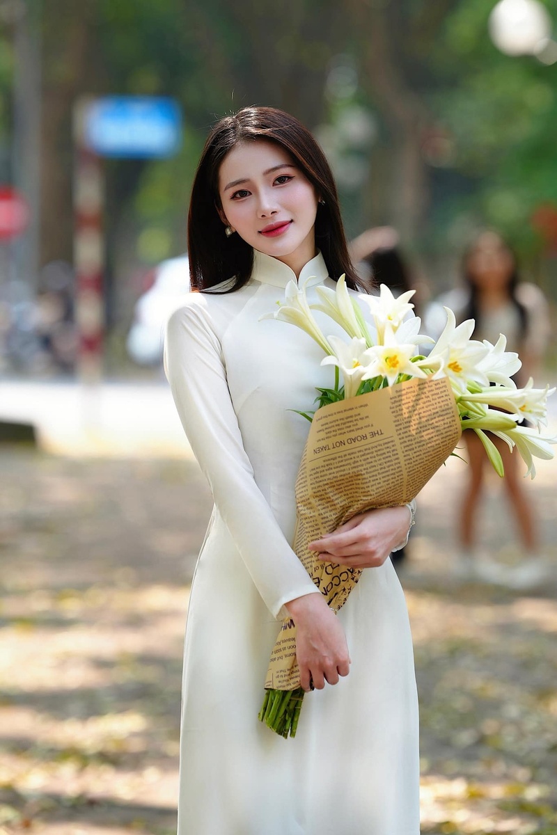 Hồng Nhung - Kỷ niệm 4.2024 — ảnh 8
