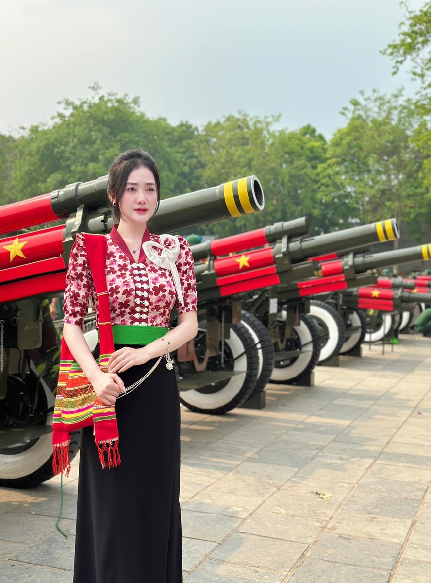 Bích Phương - Kỷ niệm 5.2024 — ảnh 5