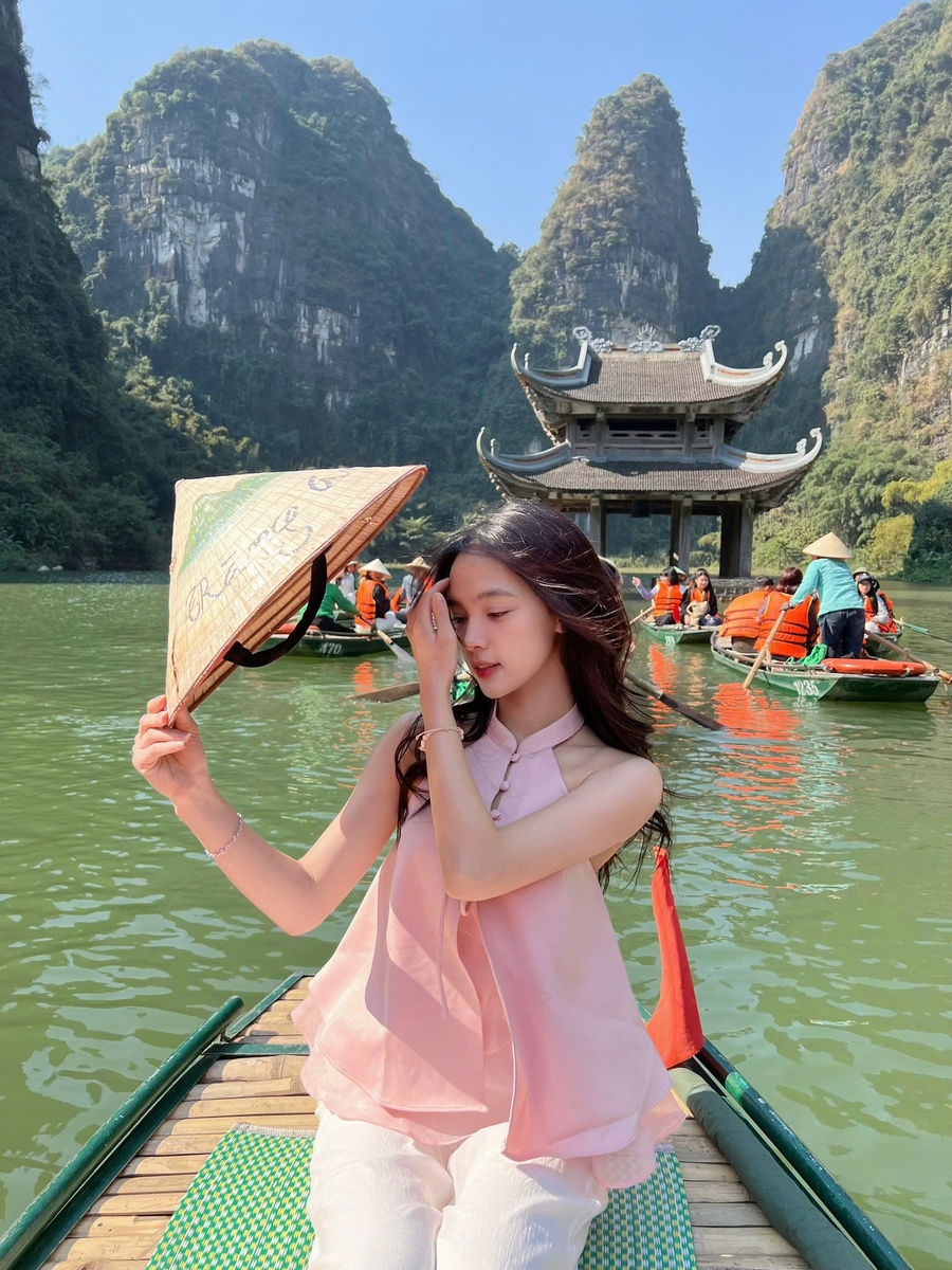 Linh Chi - Kỷ niệm 1.2025