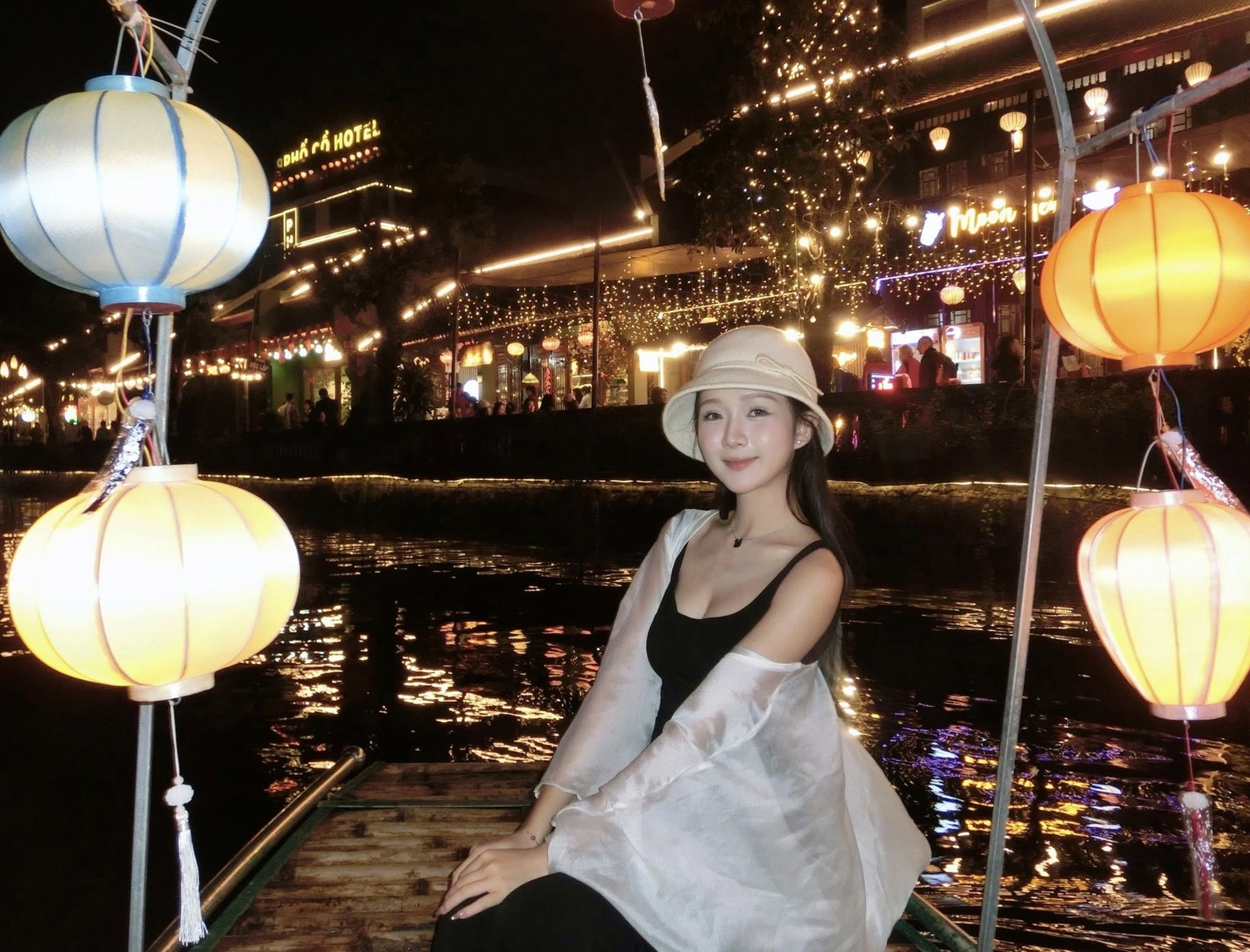 Vũ Thùy Dương - Kỷ niệm 11.2025