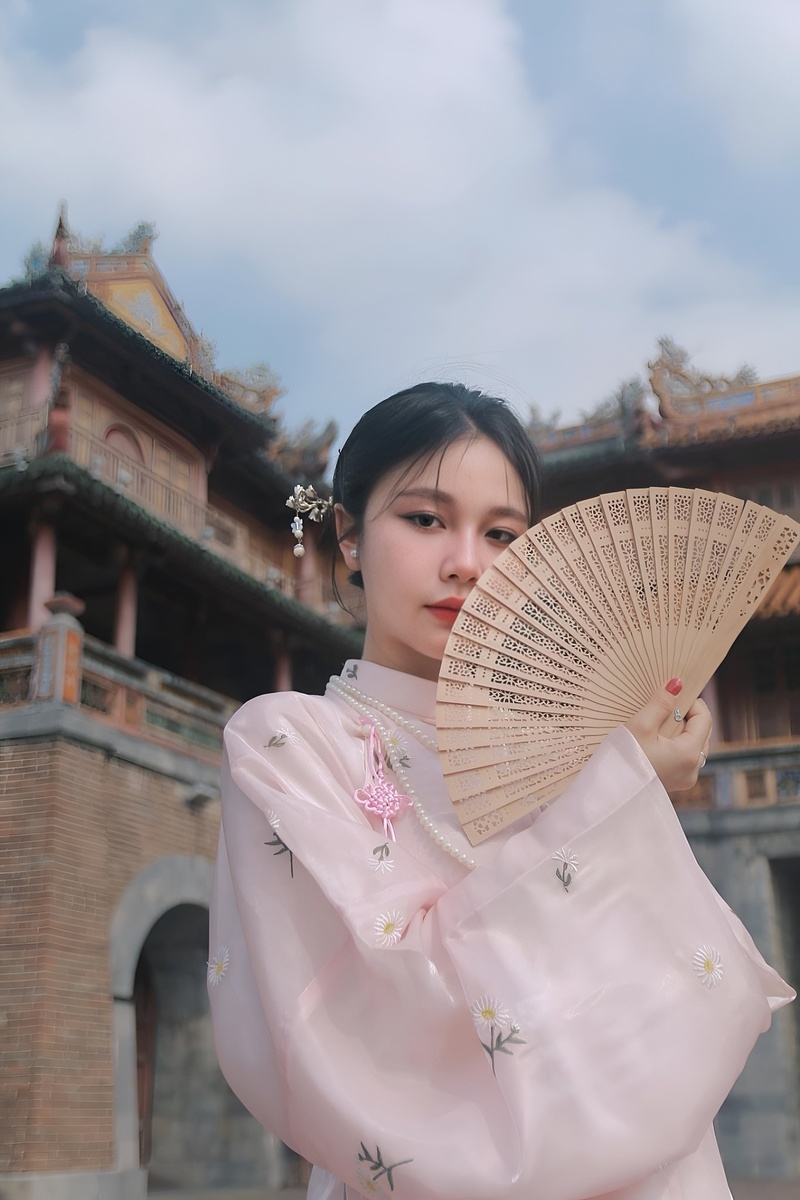 Hà Diệu Linh - Kỷ niệm 5.2024