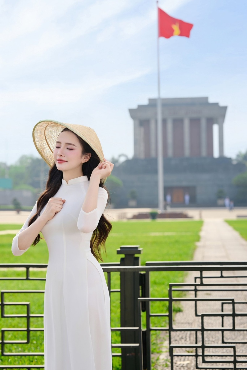 Phạm Thảo - Kỷ niệm 4.2025