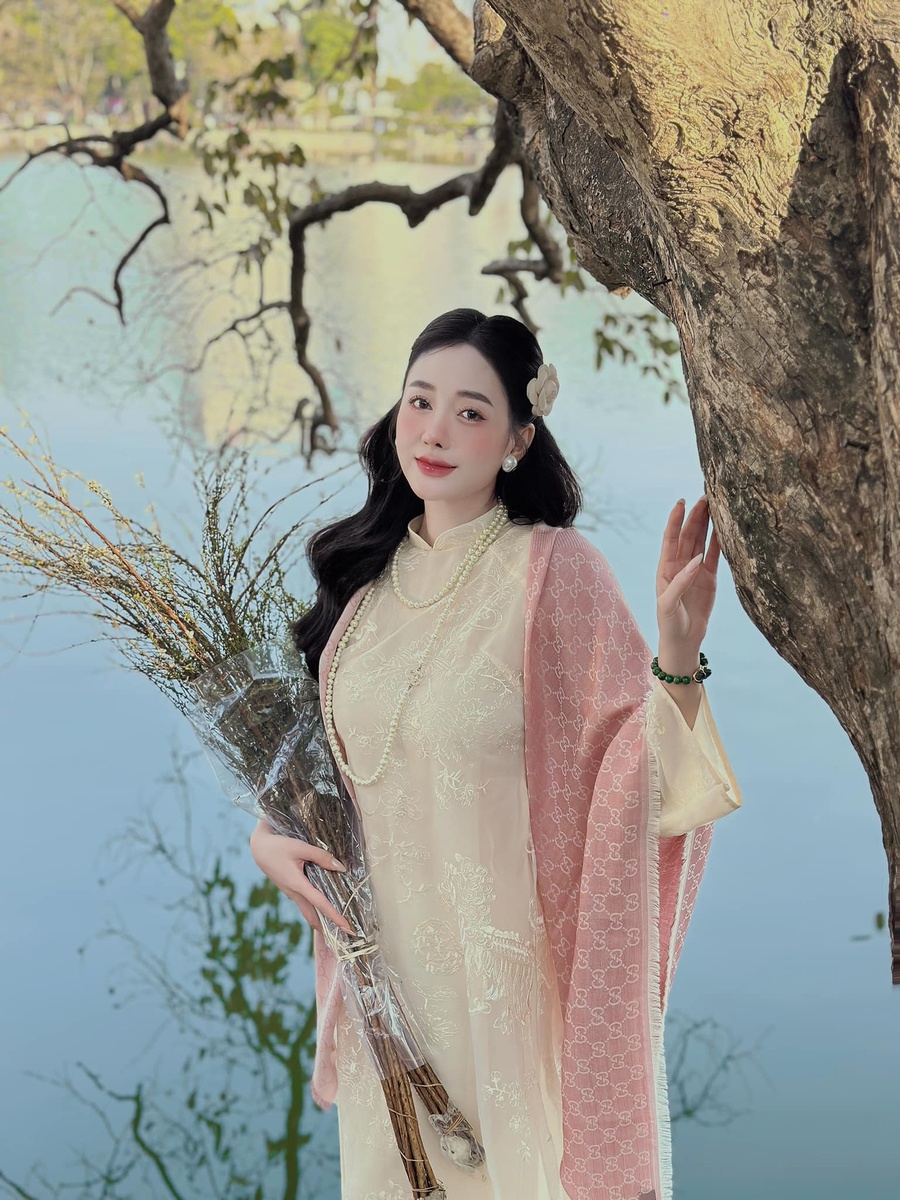 Bích Phương - Kỷ niệm 1.2025