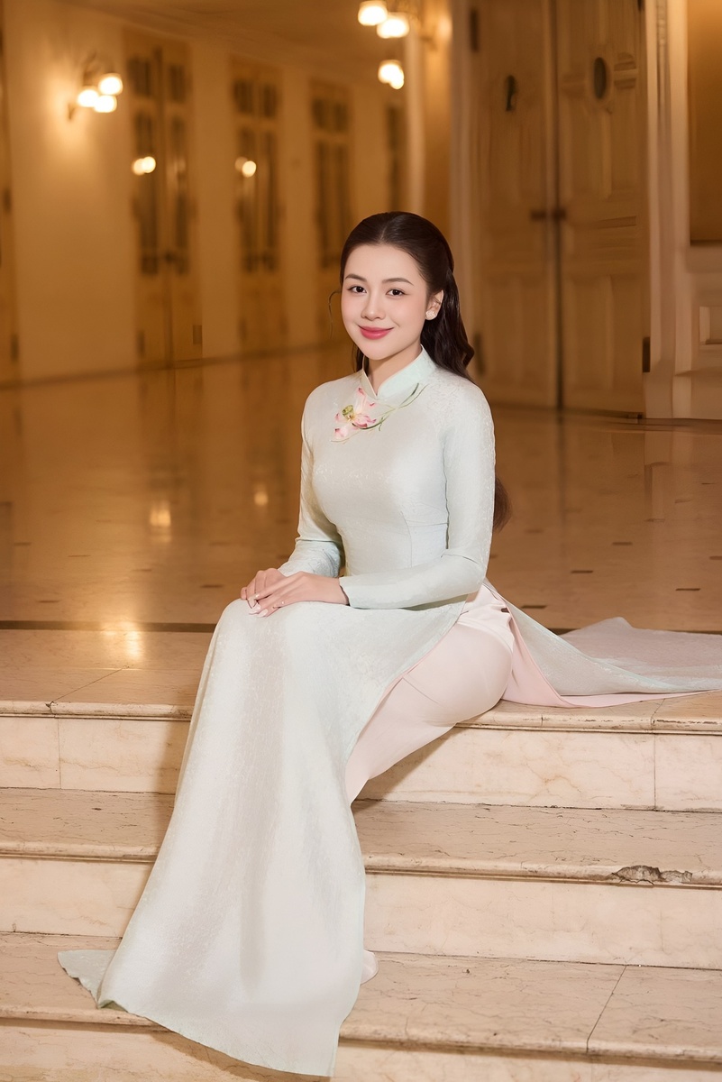 Vũ Thuỳ Linh - Kỷ niệm 1.2025