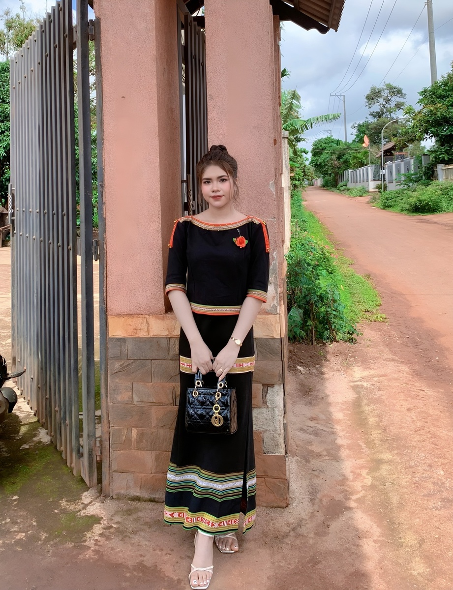 He Mi - Kỷ niệm 6.2024