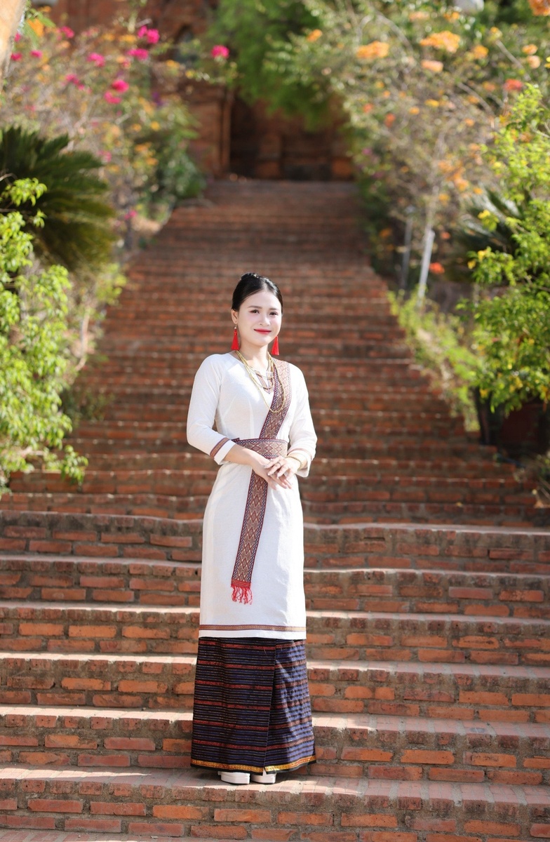 Bá Thị Quỳnh - Kỷ niệm 6.2024
