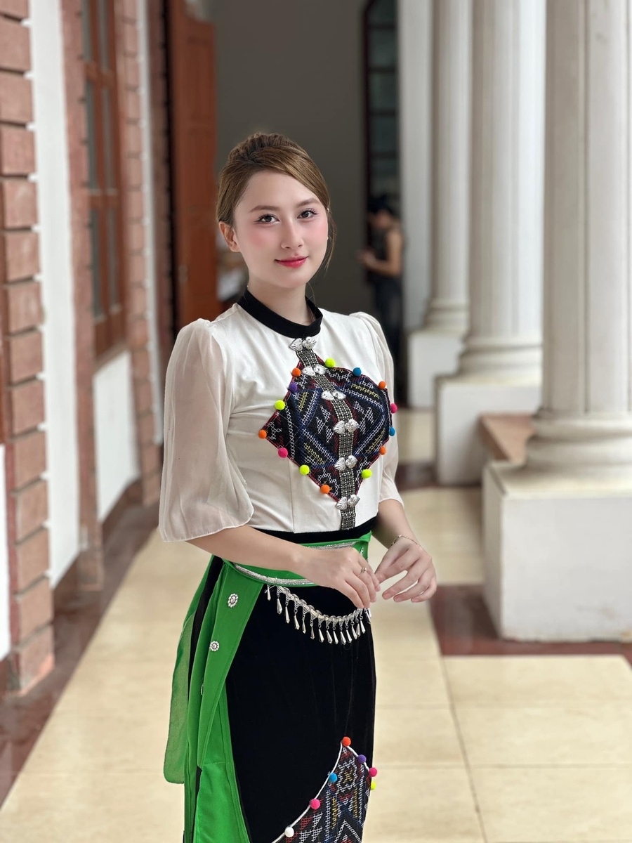 Bảo Ngọc - Kỷ niệm 7.2024