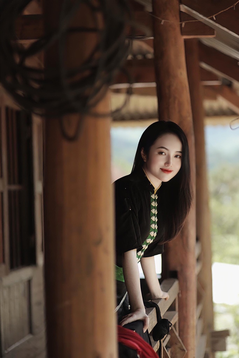 Sa Huyền Trang - Kỷ niệm 8.2024