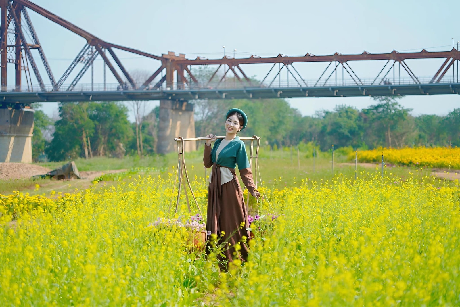 Phan Hương - Áo Tứ Thân 11.2024
