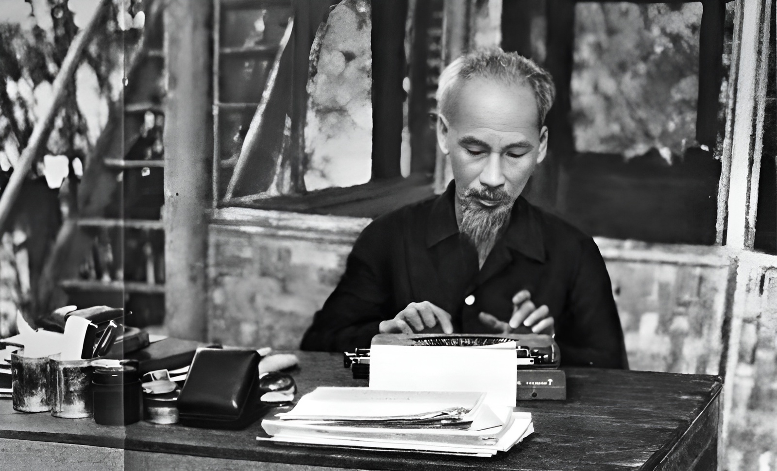 Chủ tịch Hồ Chí Minh