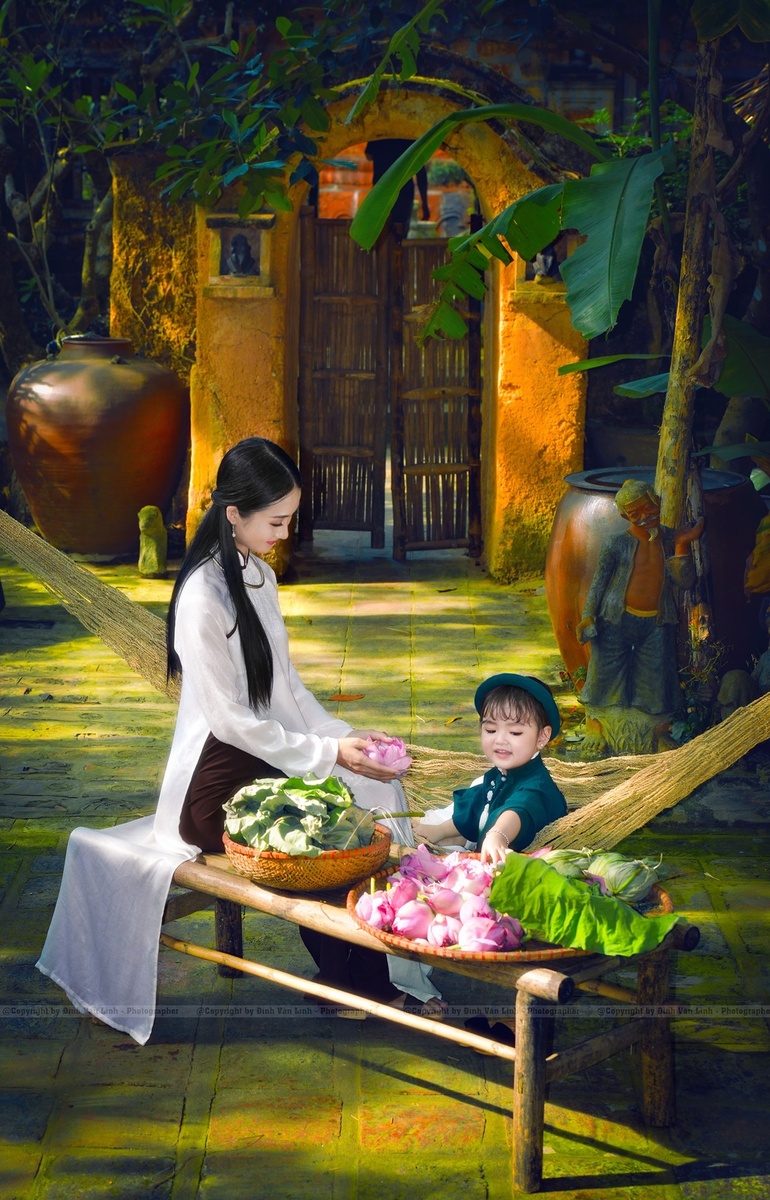 Mẹ Thái Thị Thu Phương + Bé Cherry  - Kỷ niệm 6.2020