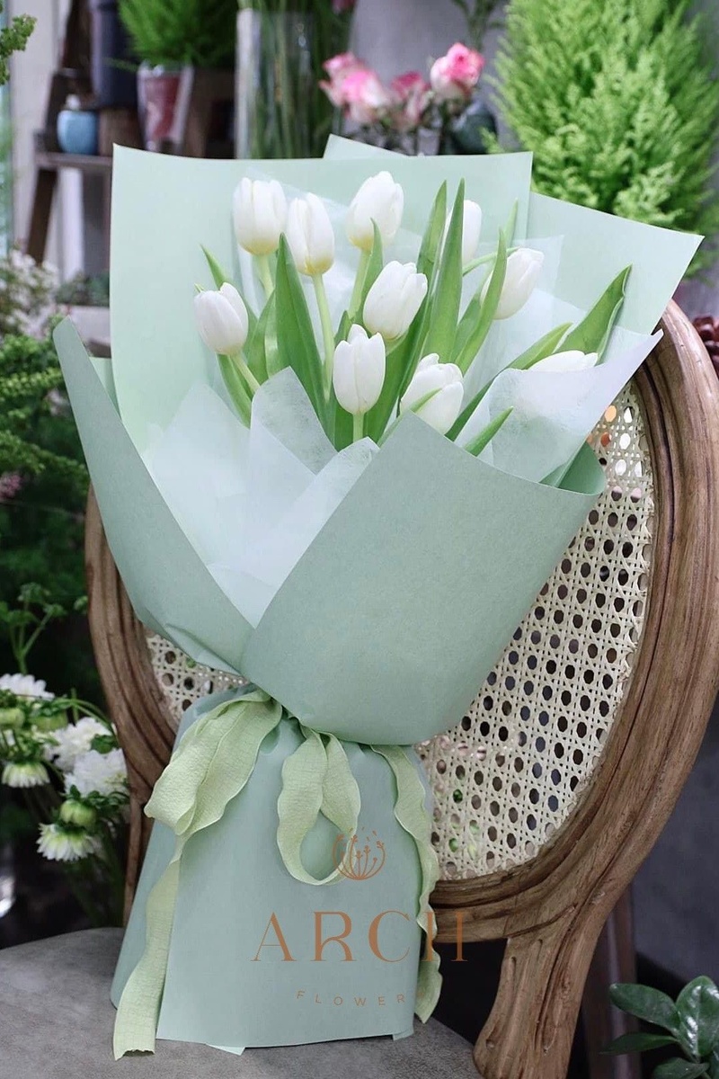 200k - Hoa Tulip trắng