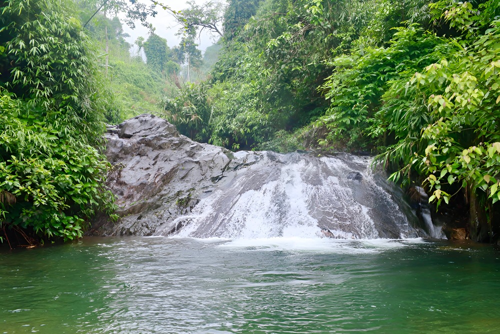 Ao Giời - Suối Tiên