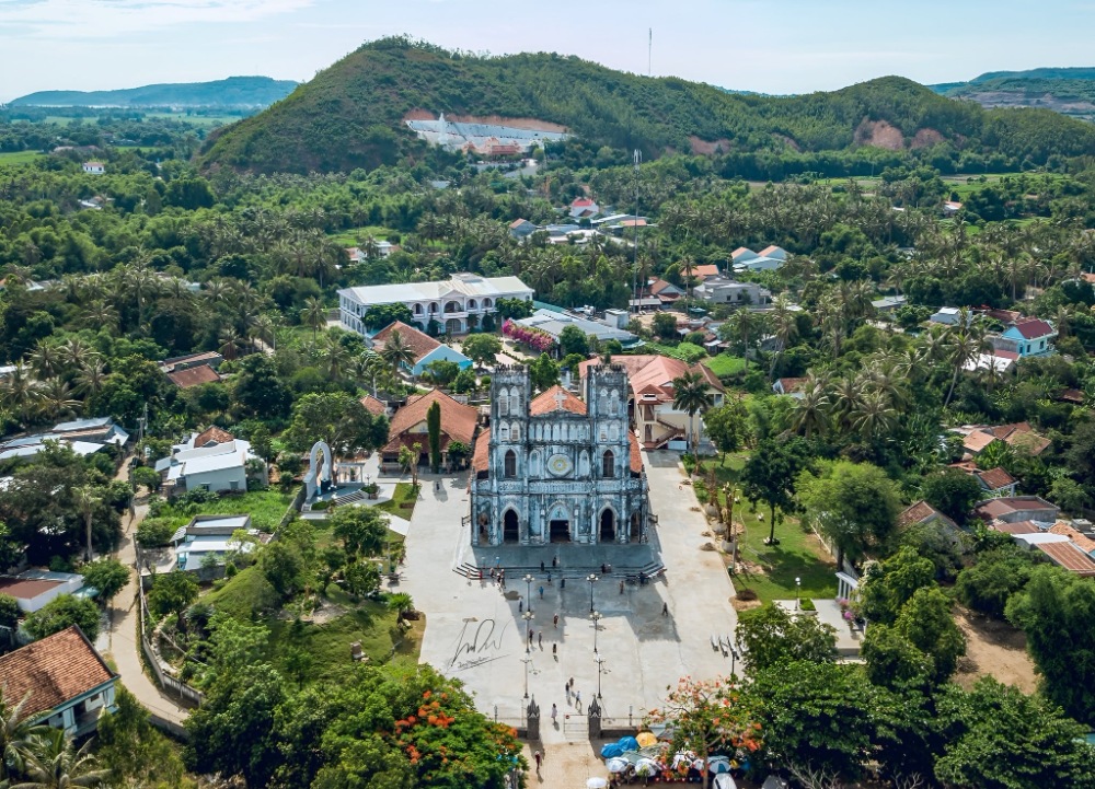 Nhà Thờ Mằng Lăng