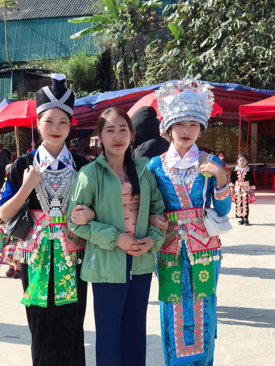 Lỳ's Y's Rê's - Kỷ niệm 2.2024 — ảnh 5