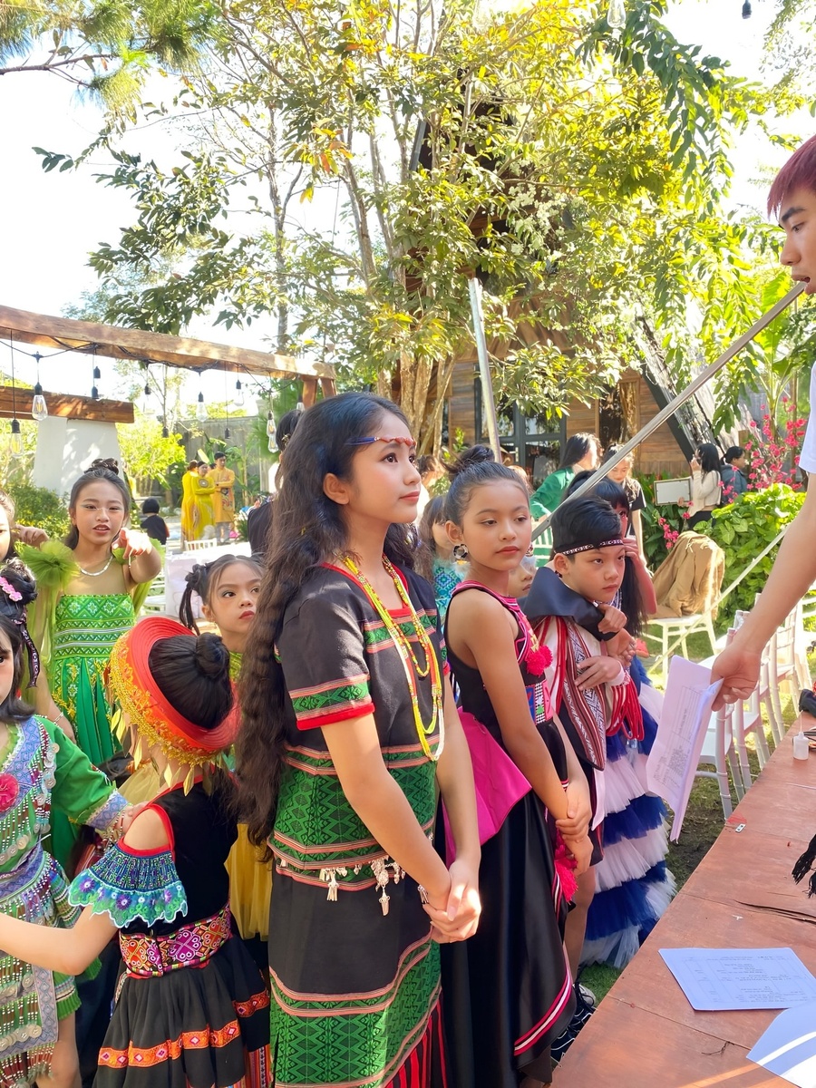 Khánh Huyền - Kỷ niệm 1.2024 — ảnh 7