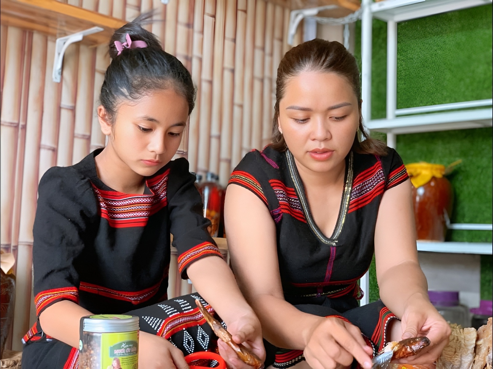 Hồ Thị Khánh Huyền - Kỷ niệm 1.2024 — ảnh 5