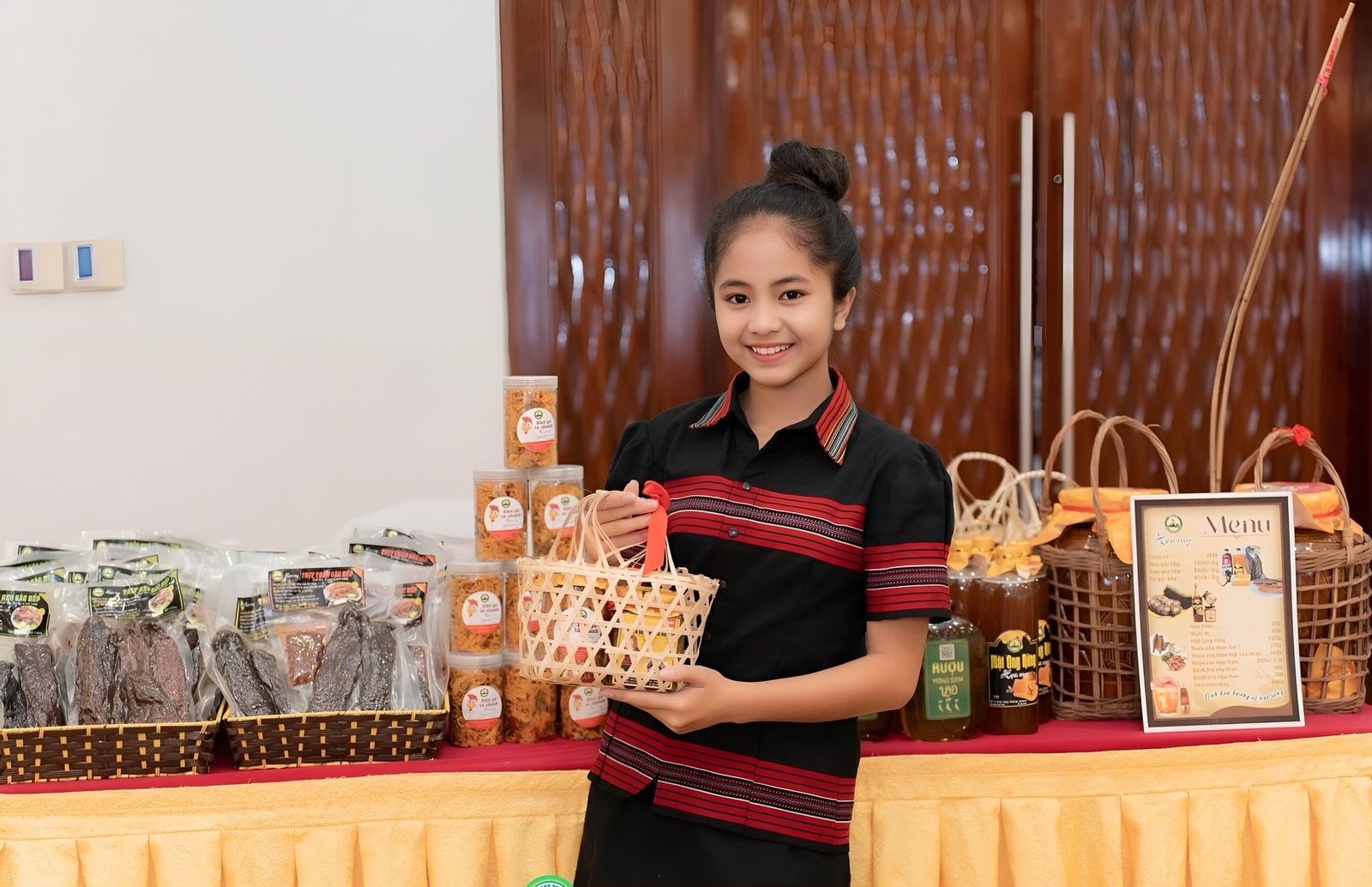 Hồ Thị Khánh Huyền - Kỷ niệm 1.2024 — ảnh 8