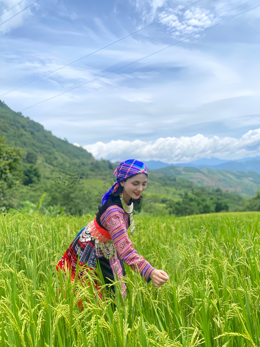 Thao Thị Khánh Linh - Kỷ niệm 6.2024 — ảnh 3