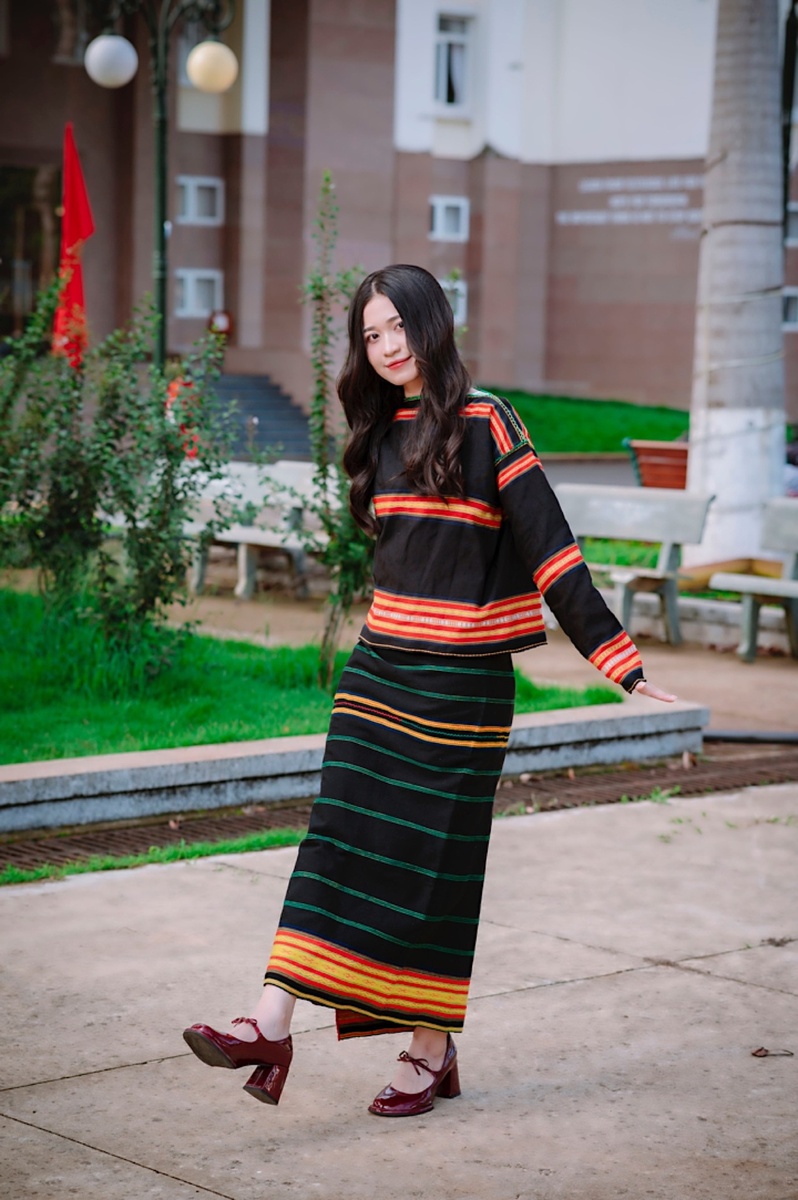 H Lên - Kỷ niệm 6.2024 — ảnh 2