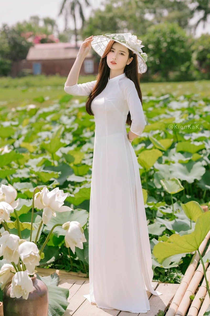 Thúy Đoàn - Áo dài 2020 — ảnh 9