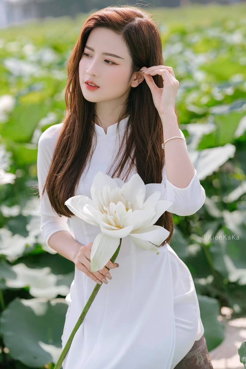 Thúy Đoàn - Áo dài 2020 — ảnh 13