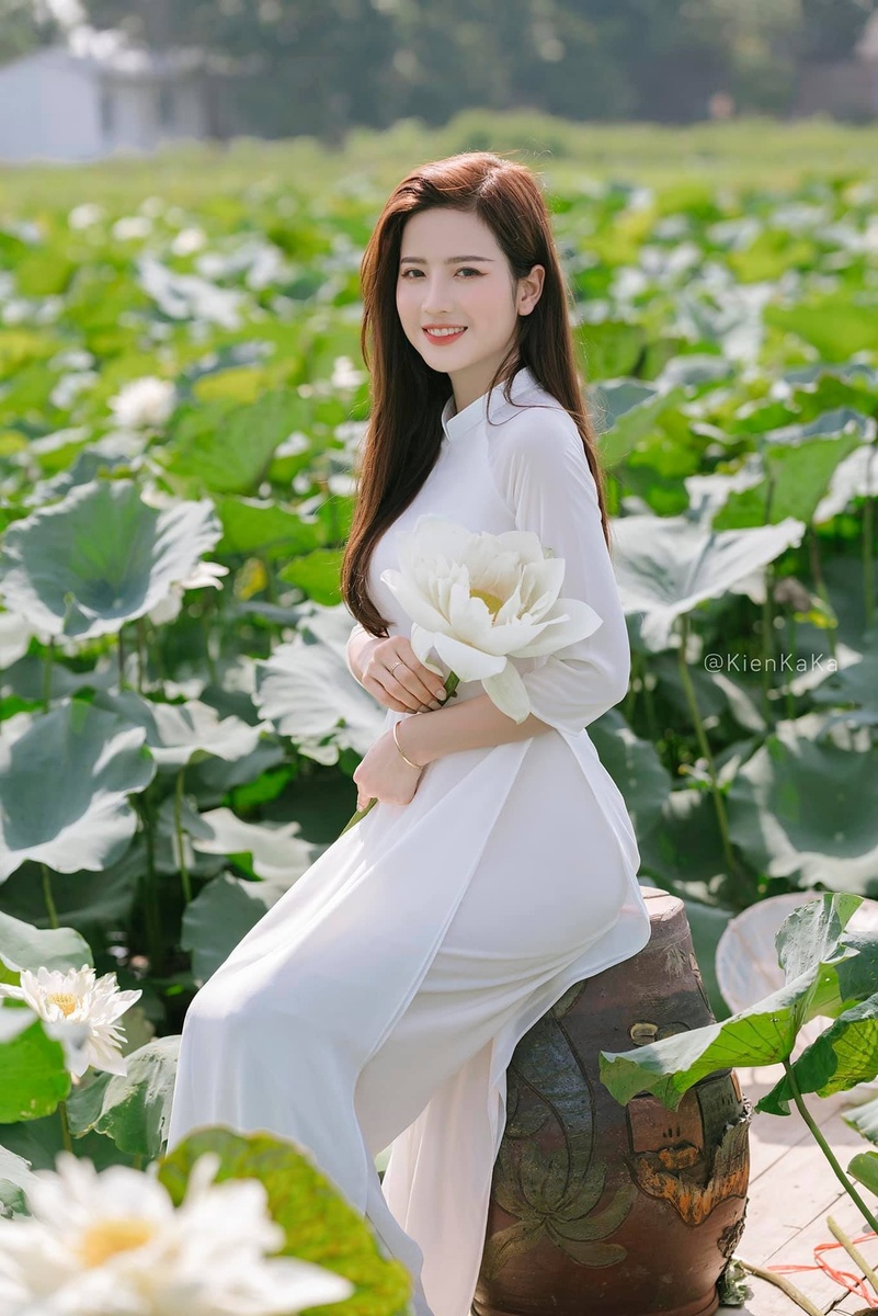 Thúy Đoàn - Áo dài 2020 — ảnh 14