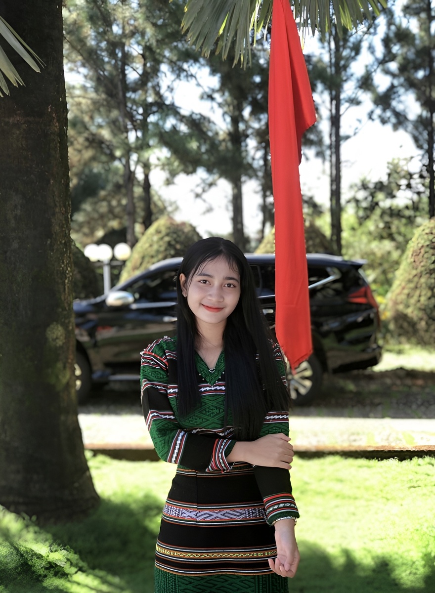 Hạnh Hanie - Kỷ niệm 6.2024