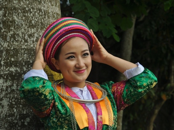 8. Dân Tộc H'Mông