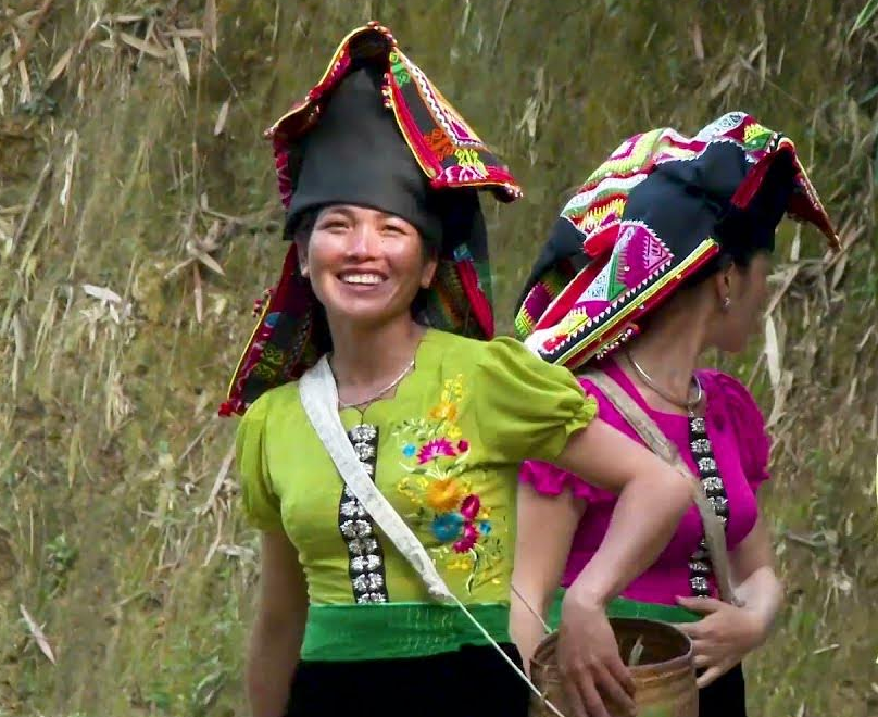 40. Dân Tộc La Ha