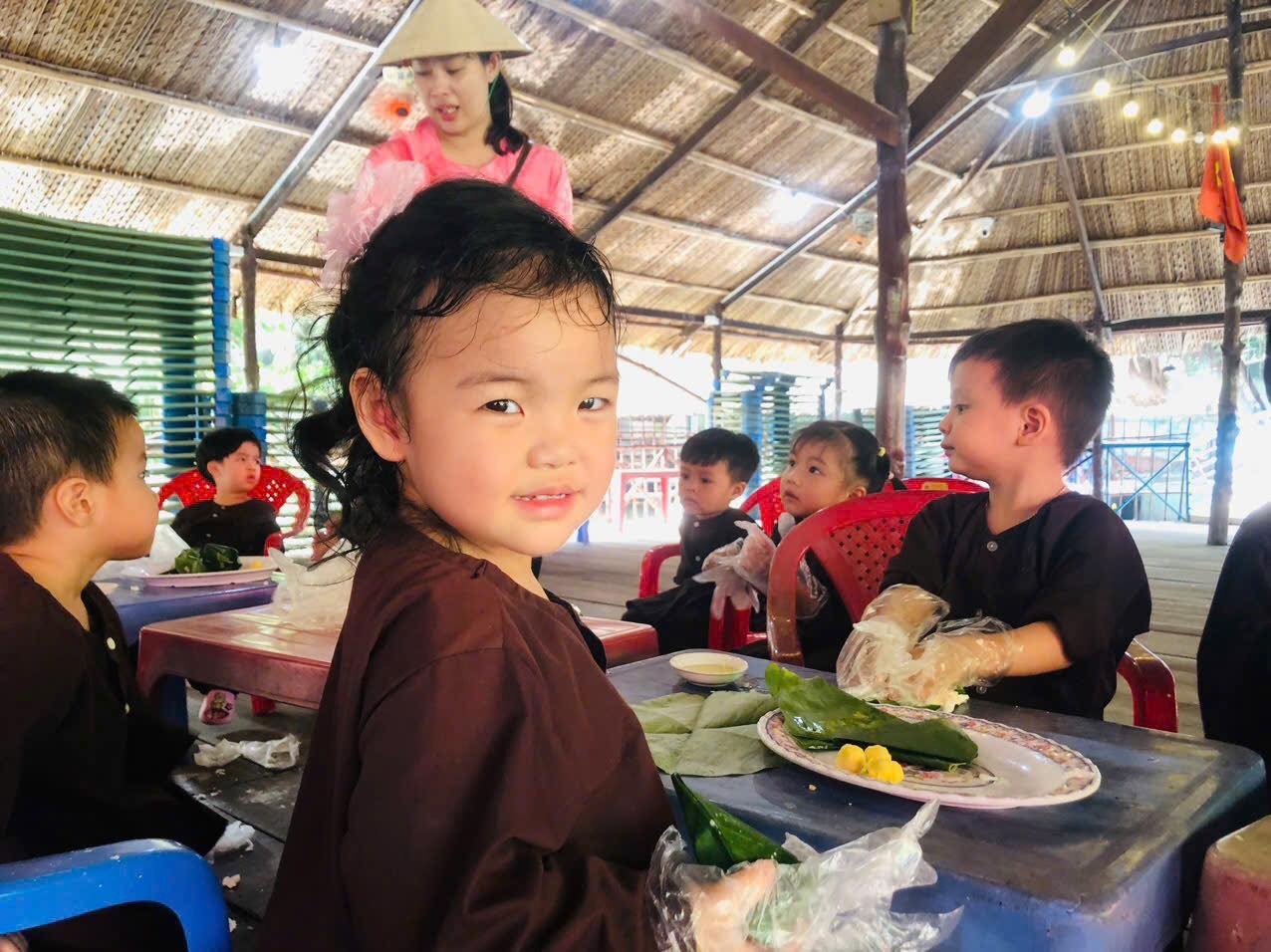 Ảnh lưu niệm